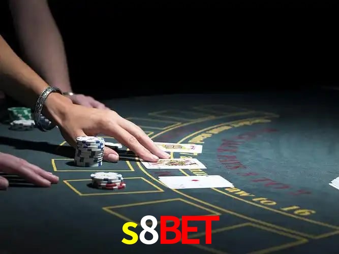 s8bet Logo Oficial
